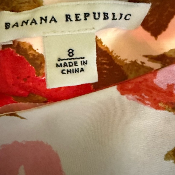 NWOT Banana Republic silk dress. Floral pattern a-line size 8 - Picture 3 of 4